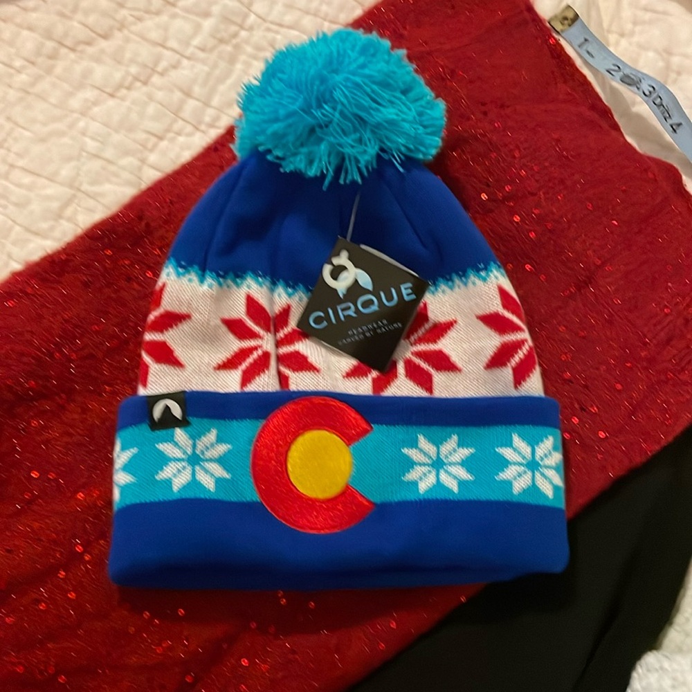 NEW- CIRQUE- hat- beanie- 2016 Colorado BEAN-unisex